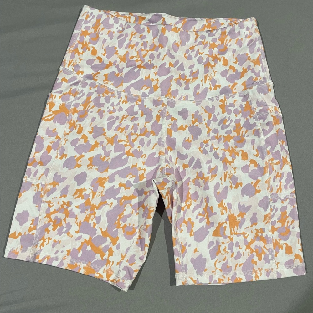 LegEnd Patterned Biker Shorts